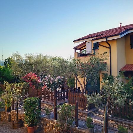 Salvia E Rosmarino - Affittacamere In Liguria Villanova d'Albenga Ngoại thất bức ảnh
